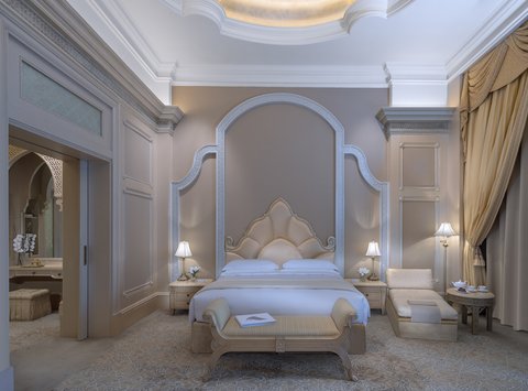DELUXE PALACE SUITE