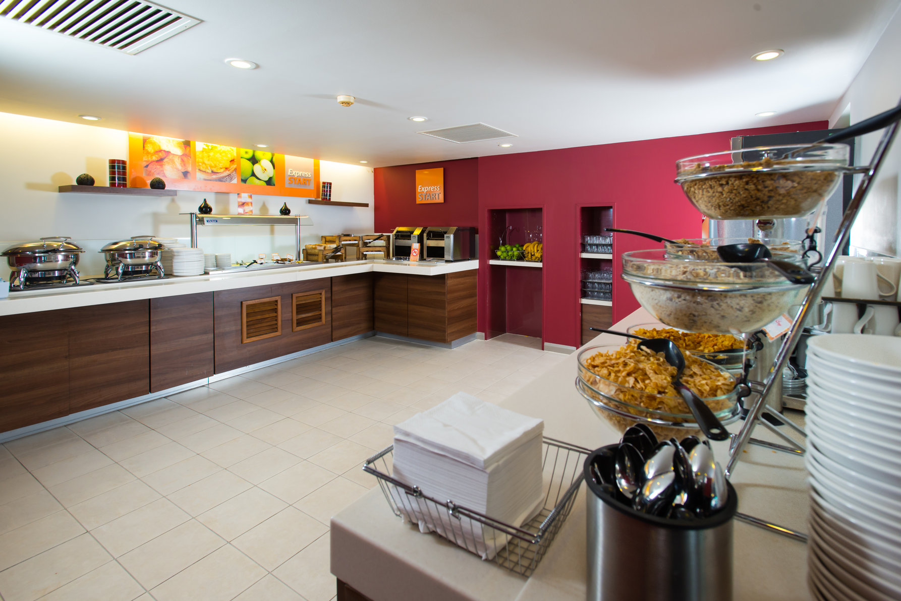 Breakfast Bar