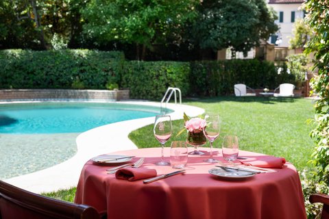 Harry’s Bar The Garden - Mesa para el almuerzo