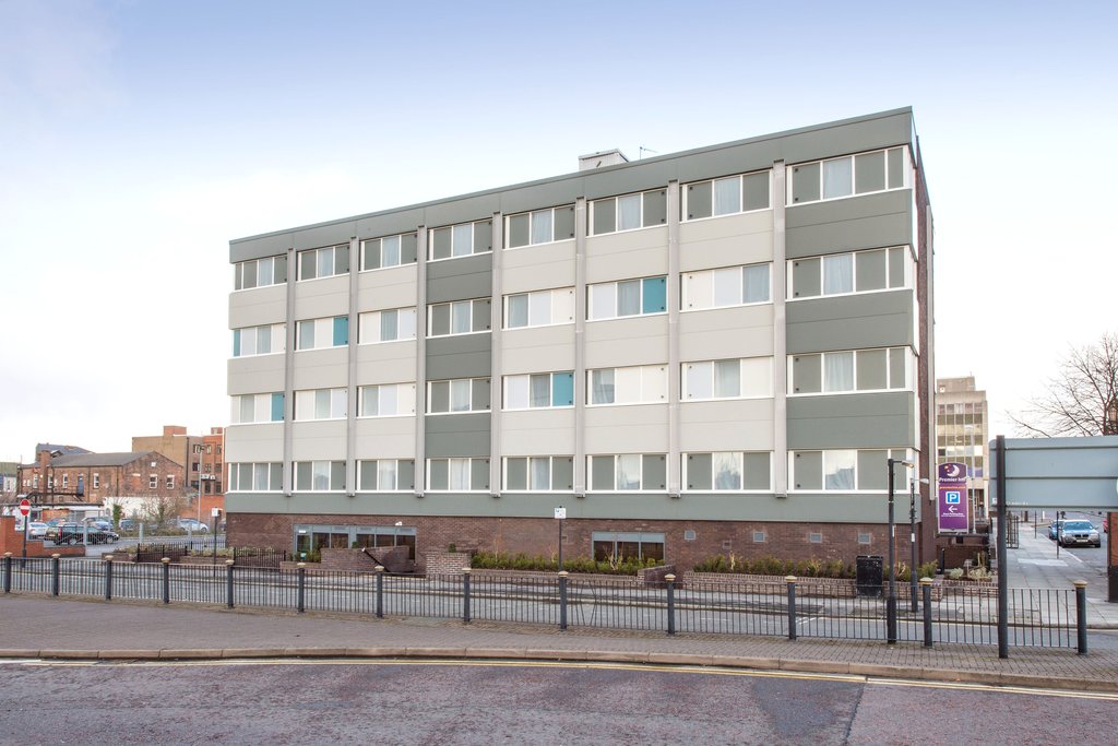 Premier Inn Birkenhead Town Centre, Wirral
