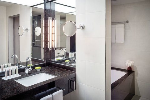 Bathroom Junior Suite
