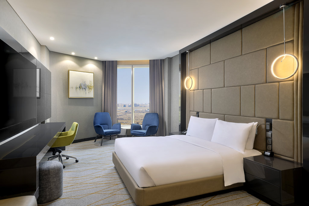 Holiday Inn & Suites Al Khobar by IHG Room Type - Standard King Room - Smoking
