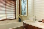 Deluxe Guest room, 2 Twin, Creek view, Balcony
