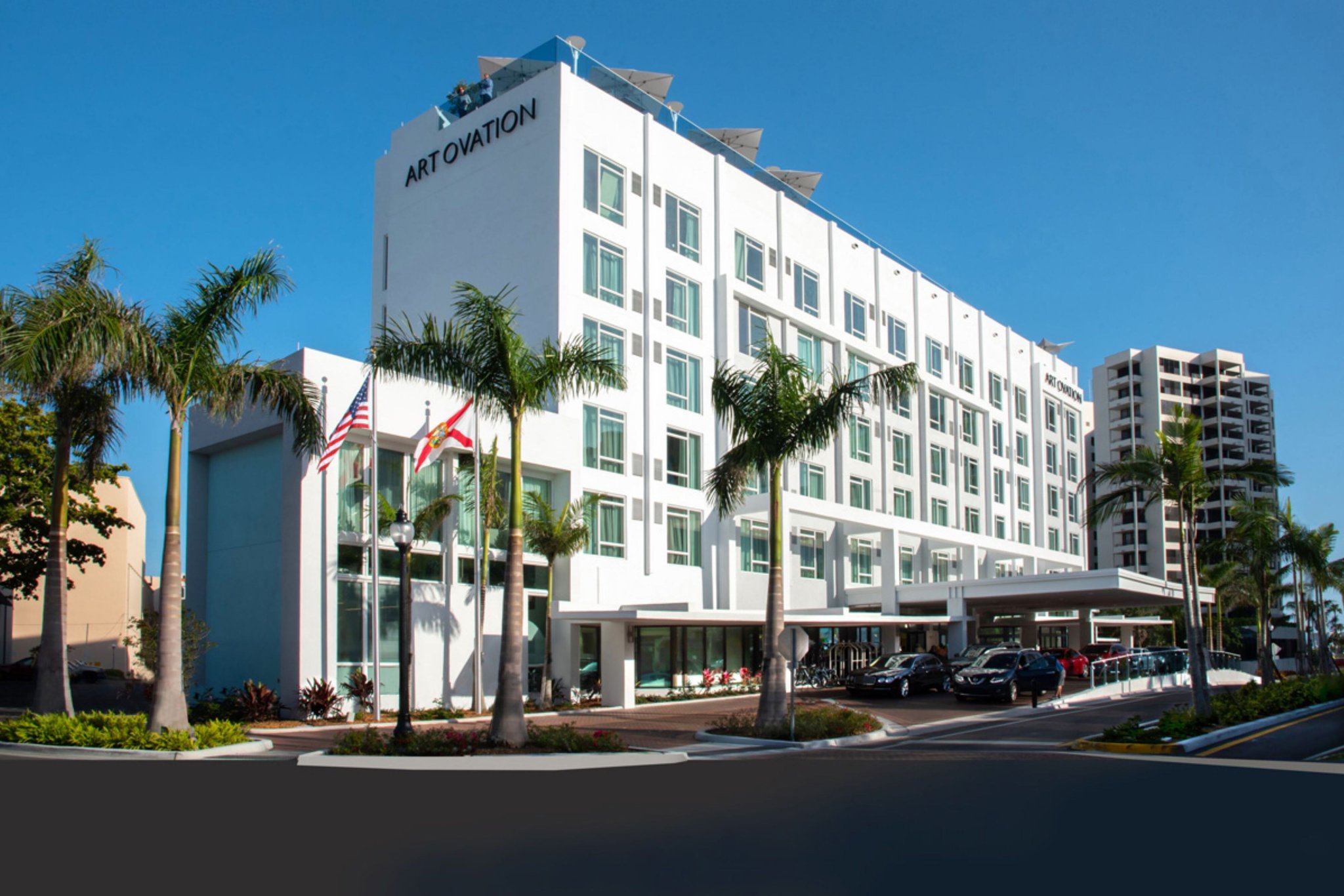 Art Ovation Hotel Autograph Collection