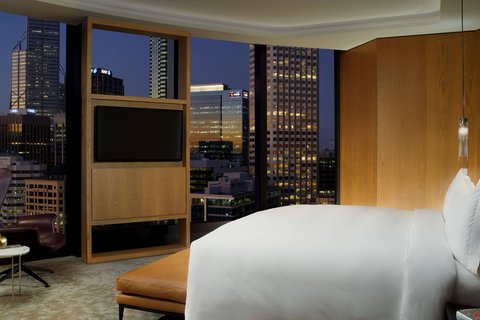 The Ritz-Carlton Suite - Bedroom