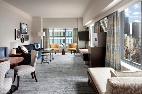 Luxury Suite Living Room City View