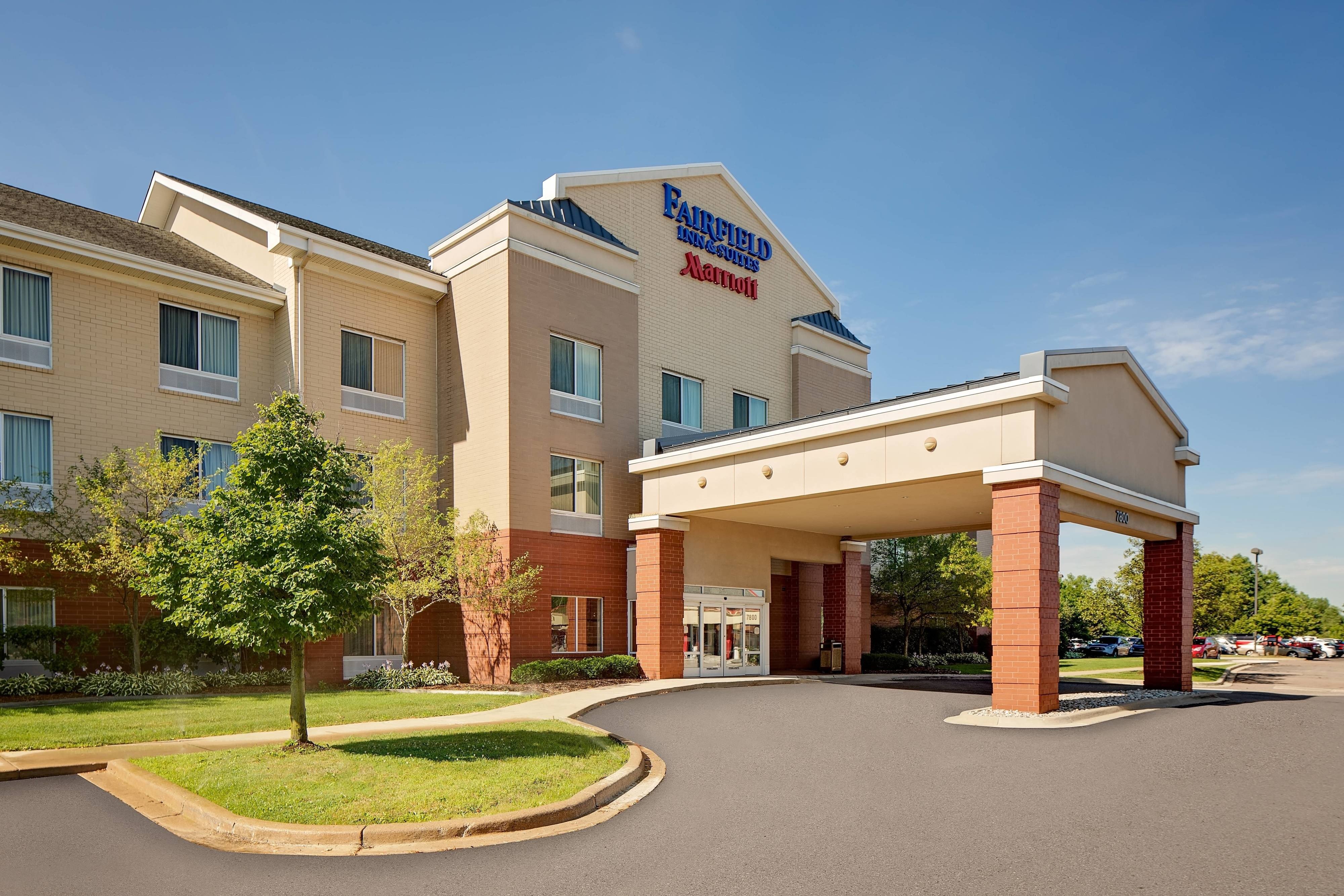 Fairfield Inn-Suites Detroit Metro Arpt