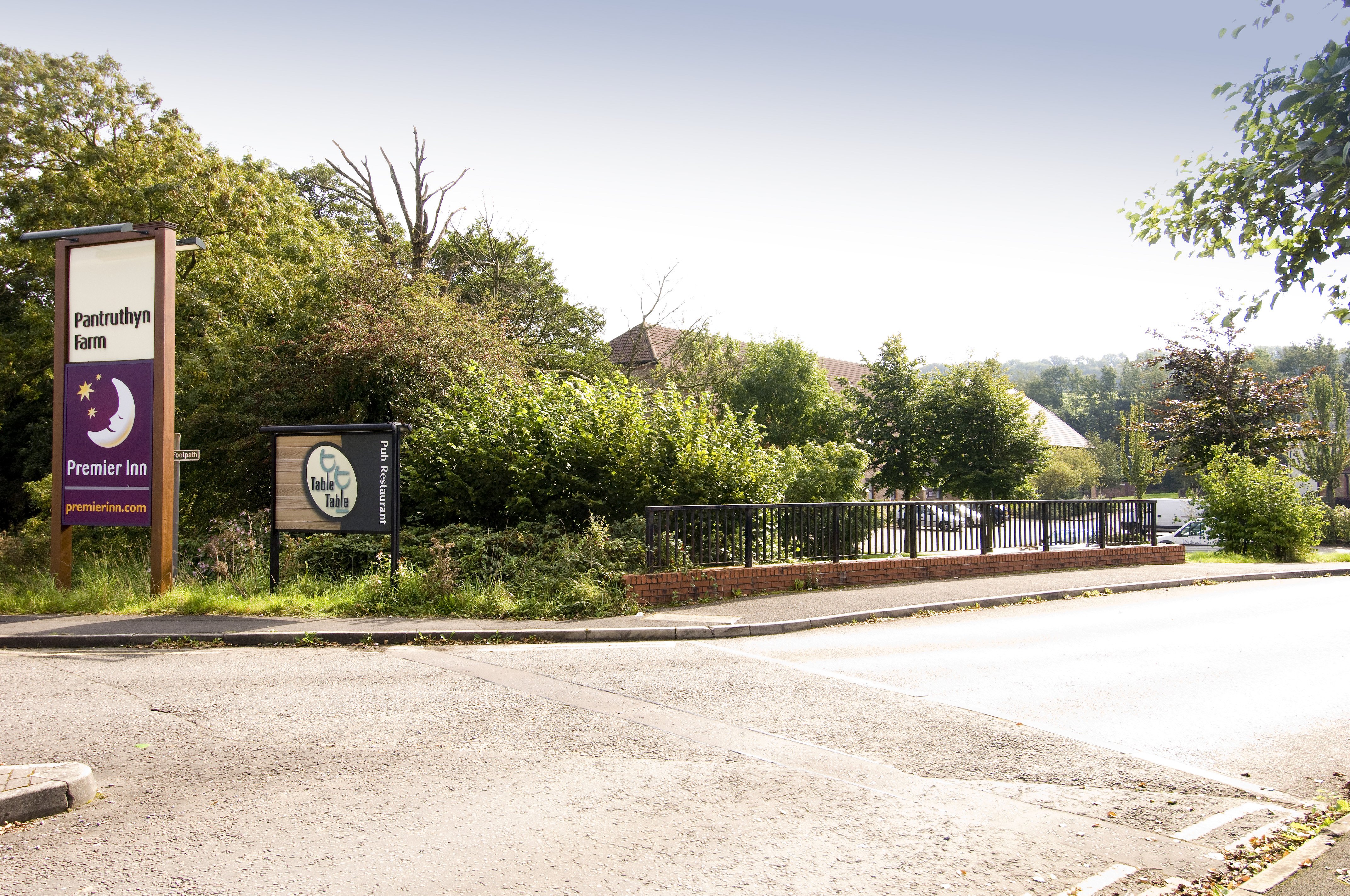 Premier Inn Bridgend M4 J35