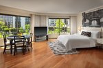 Executive Suite, 1 Bedroom Executive Suite, 1 King, Sofa bed, City view, Balcony