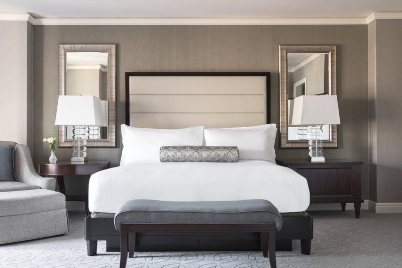 Deluxe Executive Suite