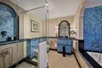 Family Suite, Larger Guest room, 1 King, Partial sea view