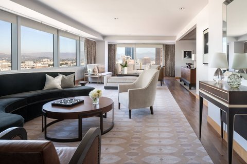 Ritz-Carlton Suite - Living Room