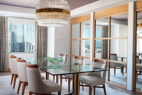 Ritz-Carlton Suite - Dining Room