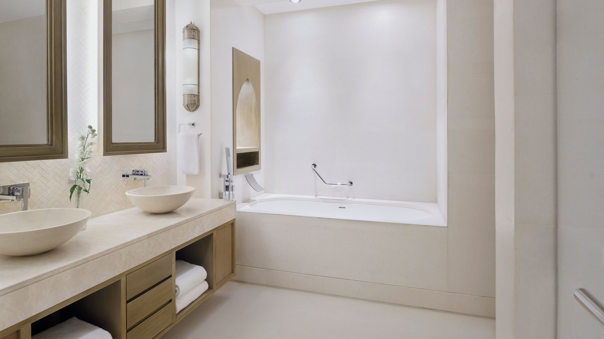 InterContinental Durrat Al Riyadh Resort & Spa by IHG Room Type - Premium King Room with Garden View - North Wing InterContinental Durrat Al Riyadh Resort & Spa by IHG Room Type - Premium King Room with Garden View - North Wing