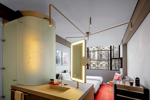 Twin/Twin Wonderful Exchange Guest Room