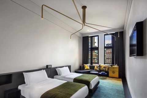 Twin/Twin Fabulous Bank Guest Room