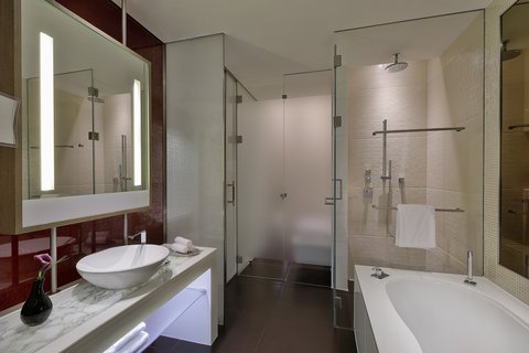 Wonderful Guest Bathroom