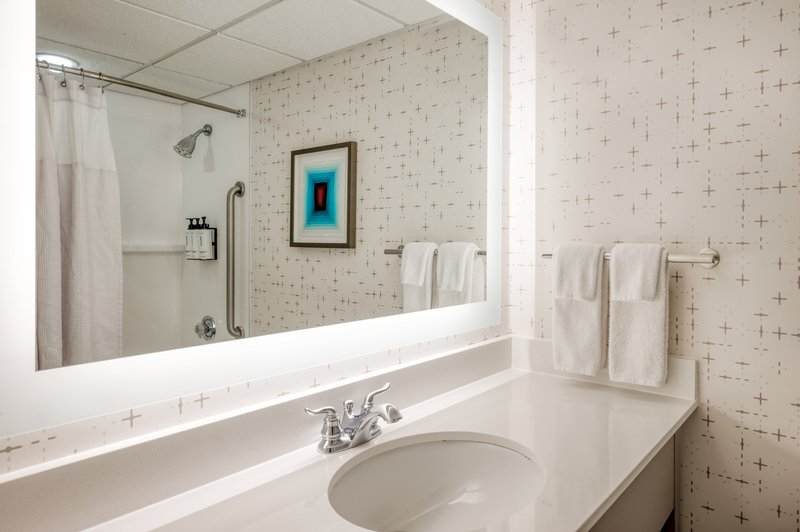 Crowne Plaza Hotel INDIANAPOLIS-AIRPORT