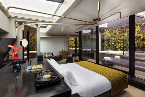 King Fantastic Suite