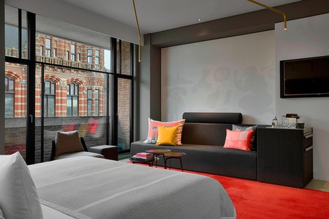 Cool Corner Exchange Suite