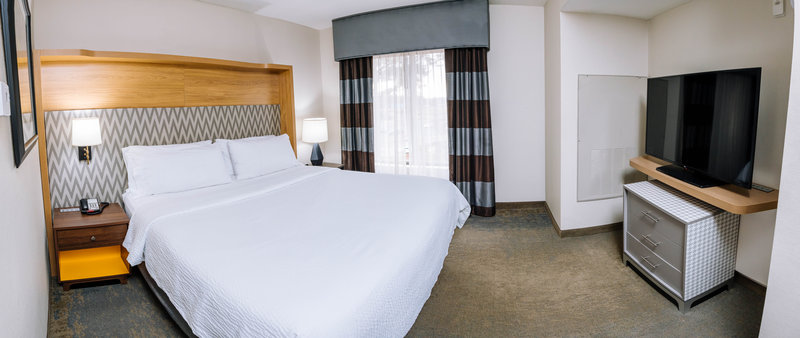 HOLIDAY INN STOCKBRIDGE