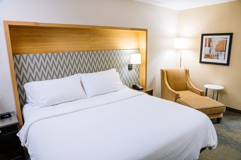 HOLIDAY INN STOCKBRIDGE