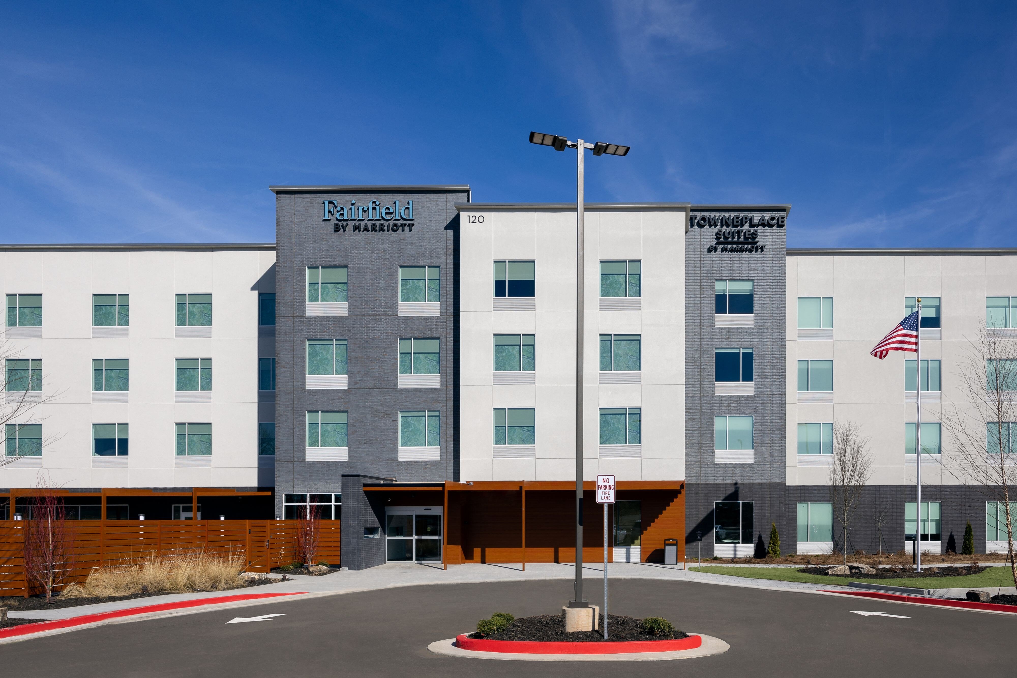 Fairfield Inn & Stes Riverstone Parkway