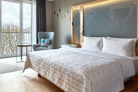 Deluxe Zimmer – Teilblick auf die Alster