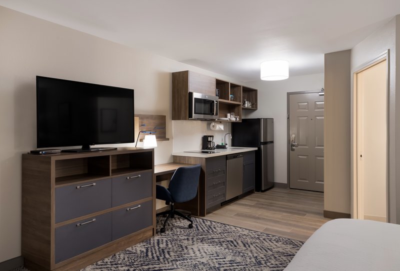 CANDLEWOODS SUITES RIVER RANCH