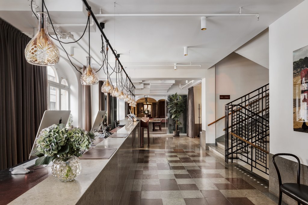 Guest photo