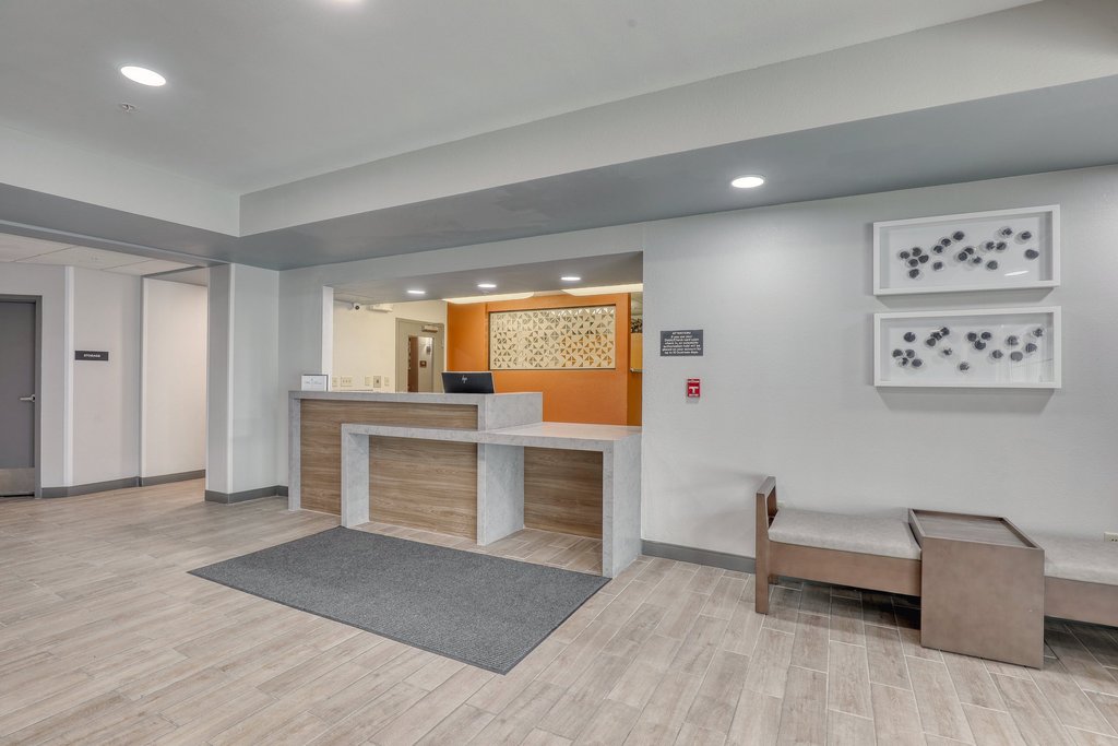 Welcome to the Candlewood Suites