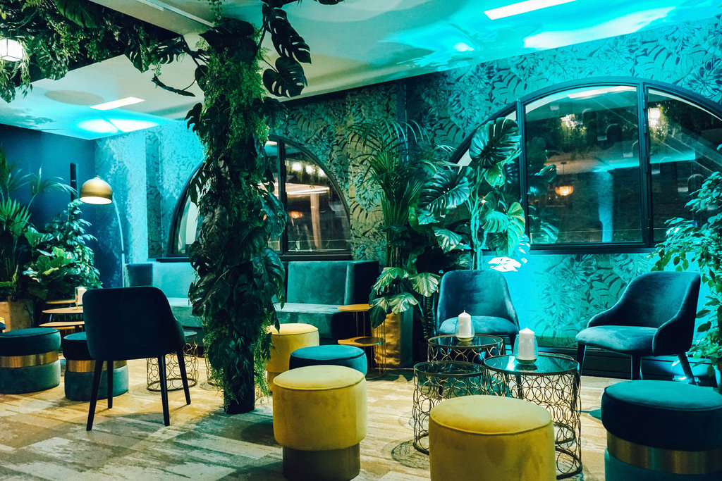 Guest photo