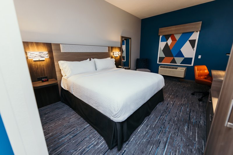 Holiday Inn Exp Stes Urbandale