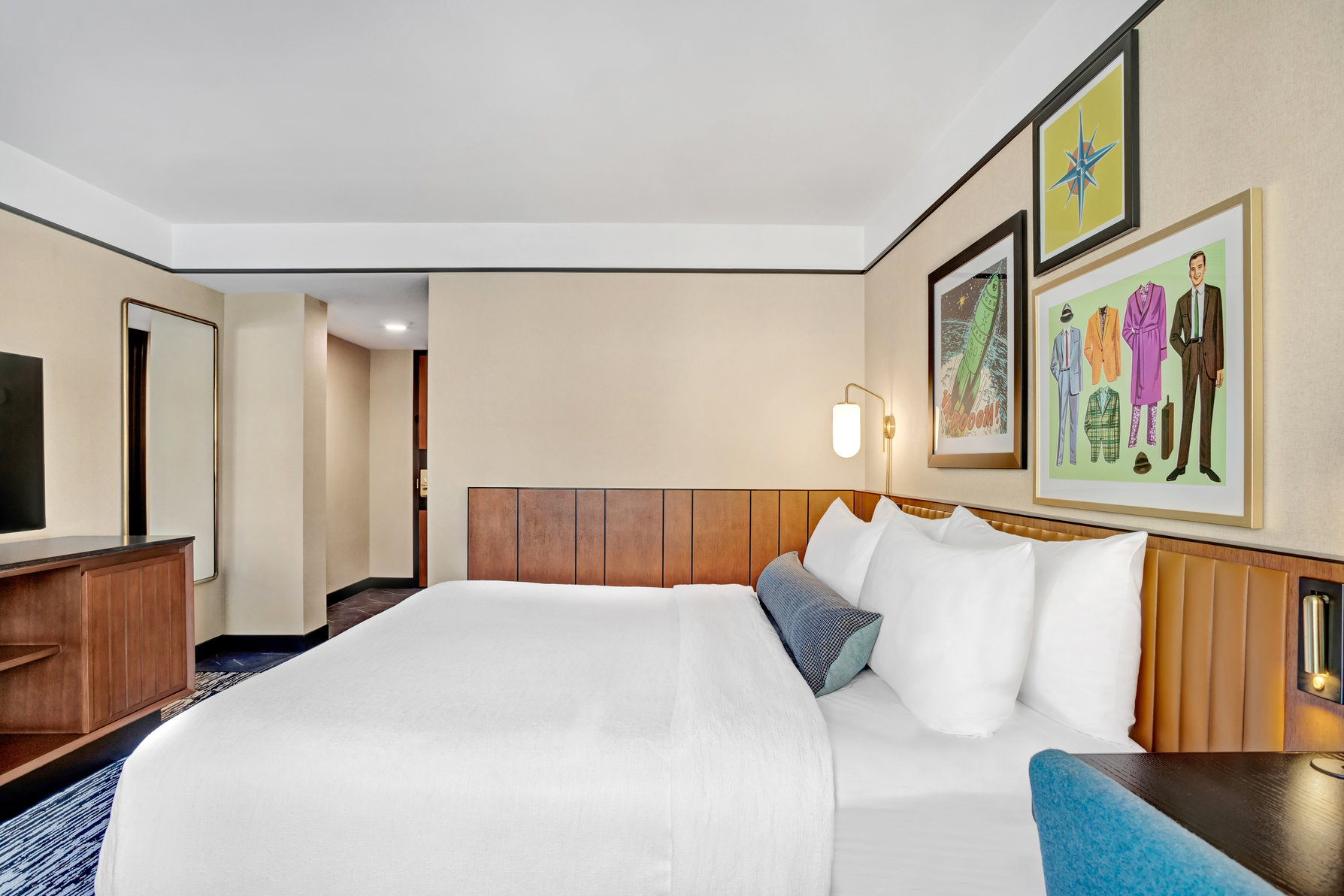 Hotel Indigo Minneapolis Downtown by IHG Room Type - Standard King Room