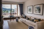 Deluxe, 1 Bedroom Suite, 1 King, Golf view, Upper floor, Terrace