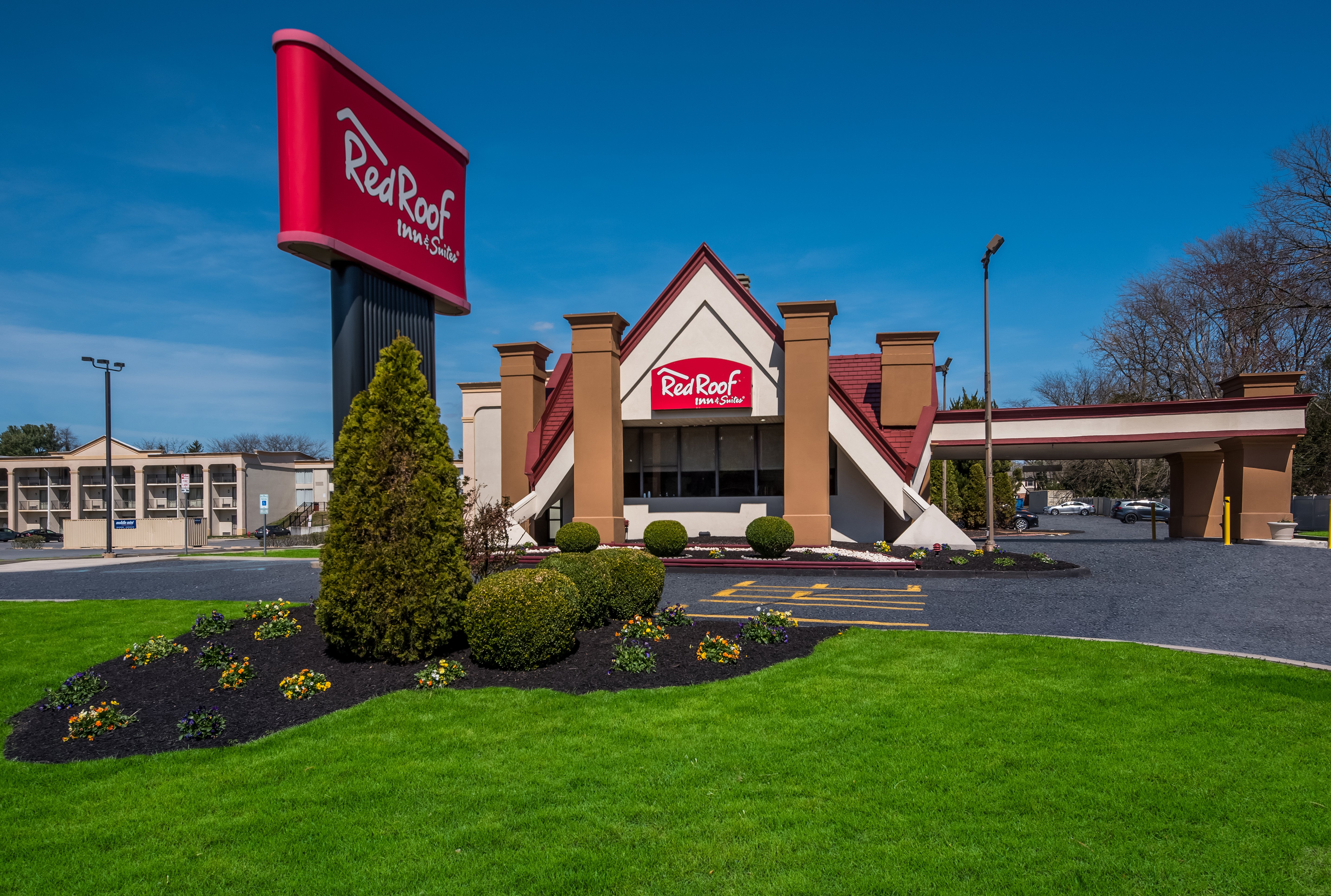 Red Roof Inn & Suites Newark-University