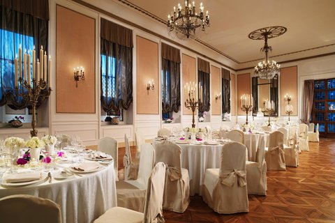 Vespucci - Banquet