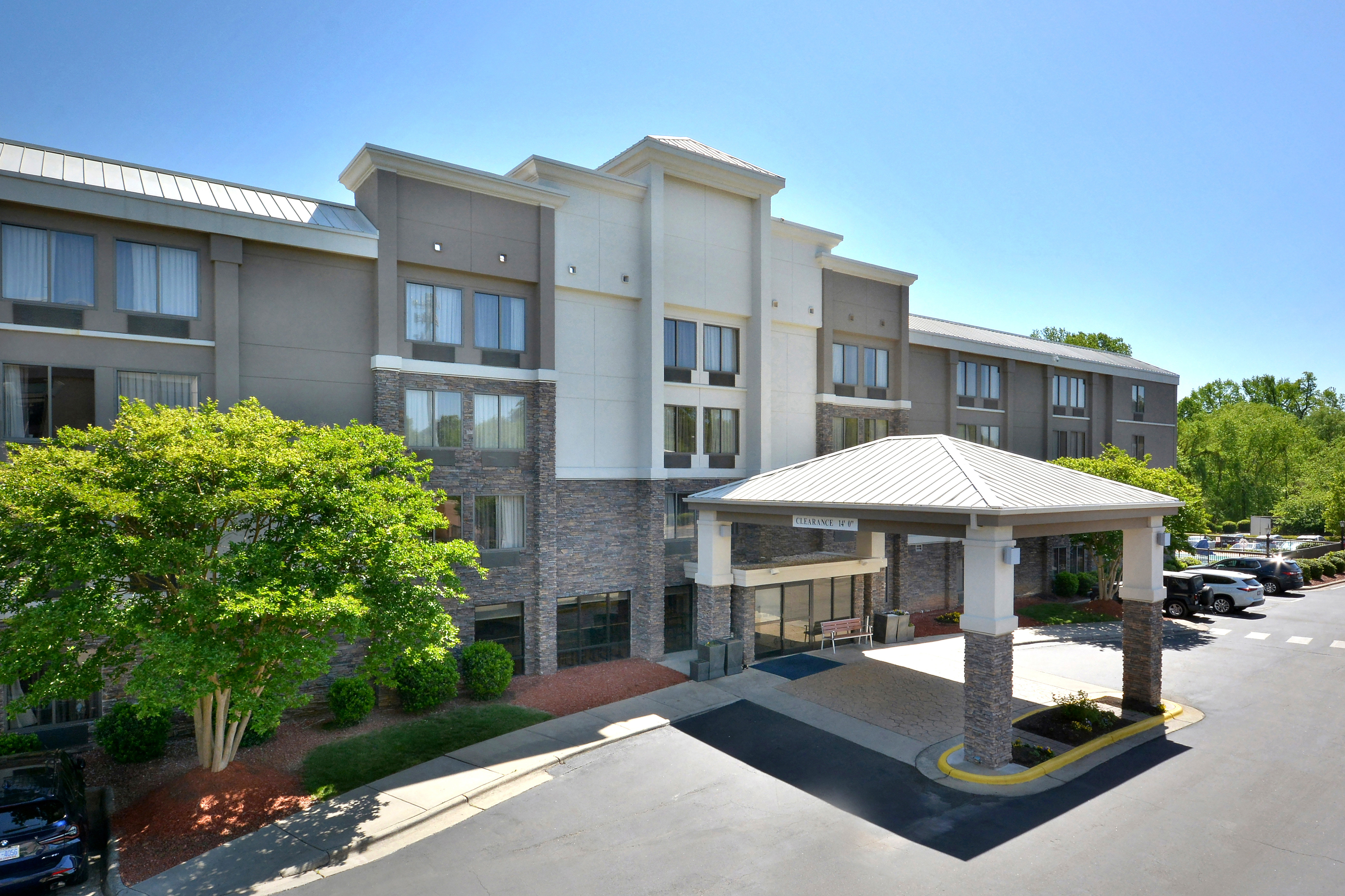 Holiday Inn Express RDU