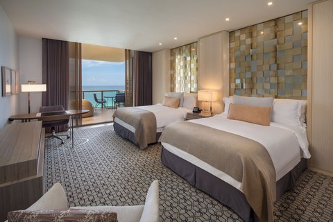 Queen/Queen Grand Luxe Room - Oceanfront