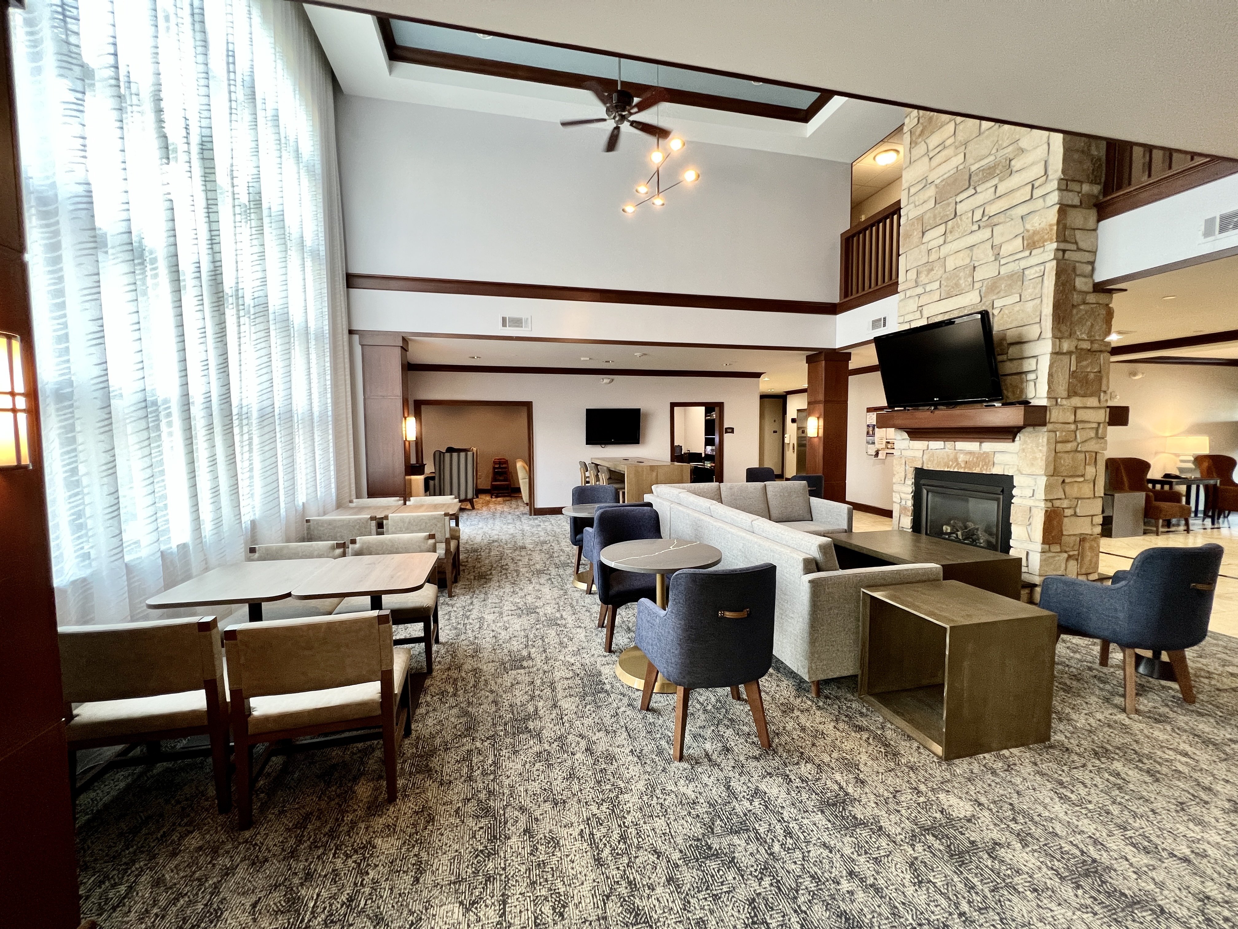 Staybridge Suites West-Oconomowoc