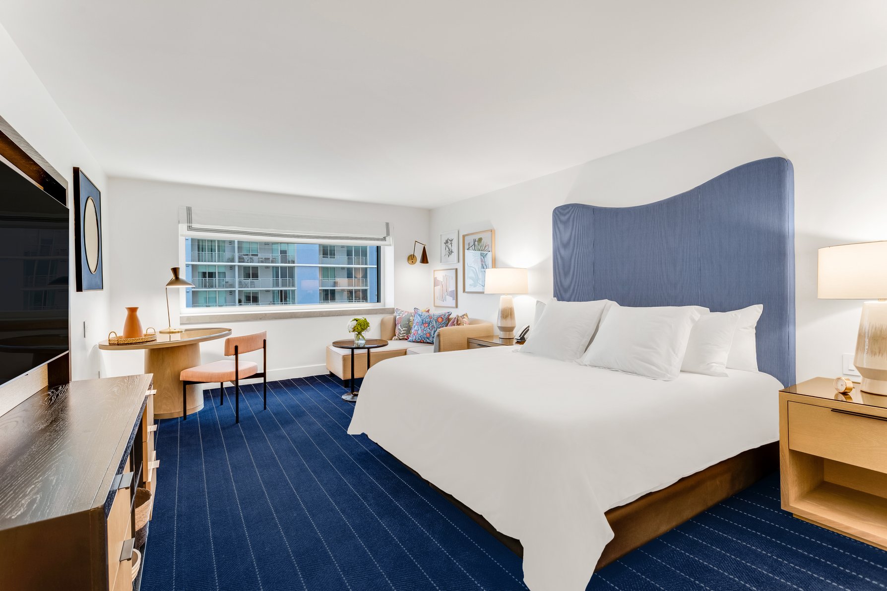 InterContinental MIAMI Room Type - 1 King Classic Partial Bay View InterContinental MIAMI Room Type - 1 King Classic Partial Bay View