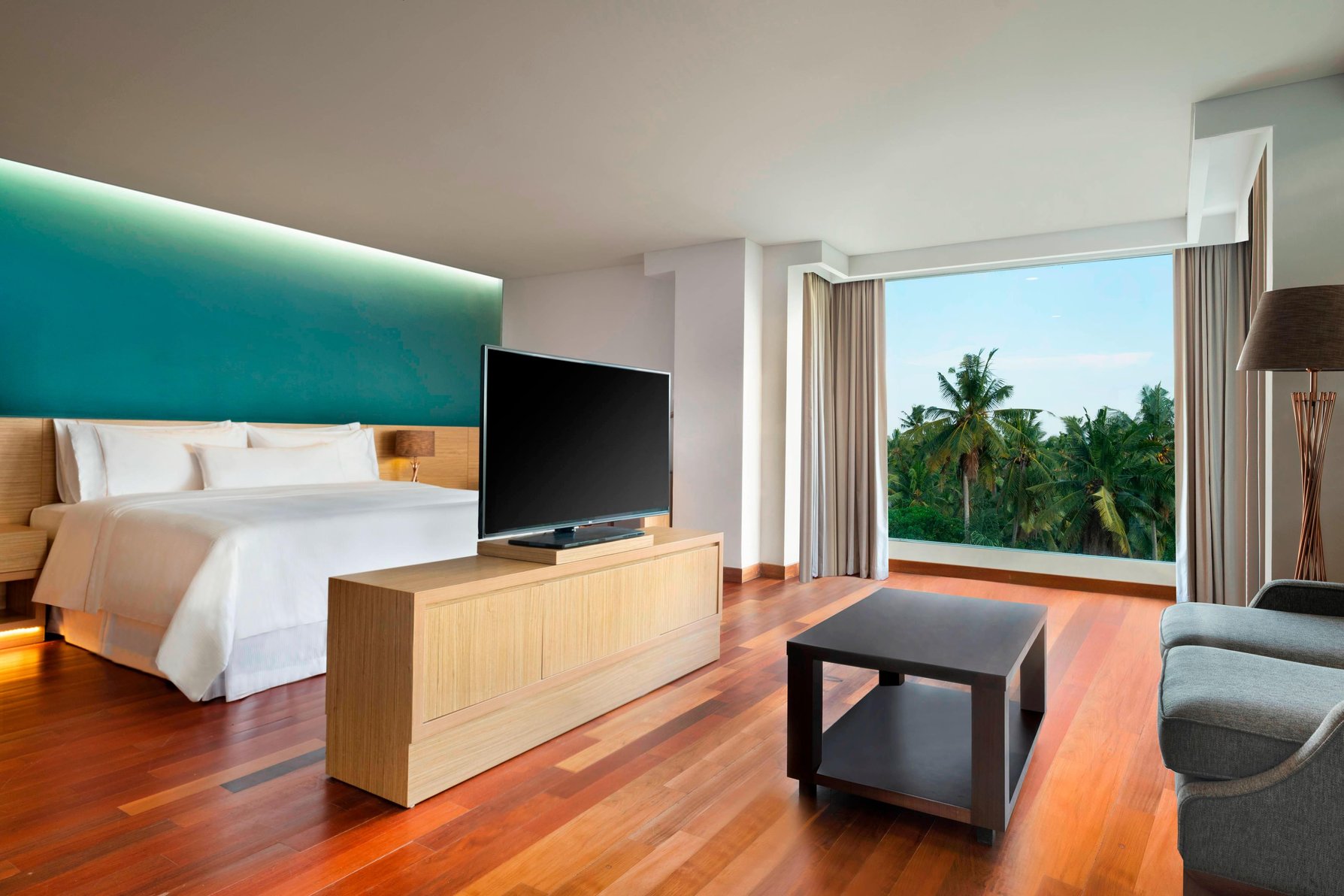 Element by Marriott Bali Ubud Room Type - Punyan, 1 Bedroom Suite, 1 King, Garden view, Tub, Balcony
