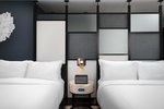 Aloft Suite 2 QNS, Larger Guest room, 2 Queen