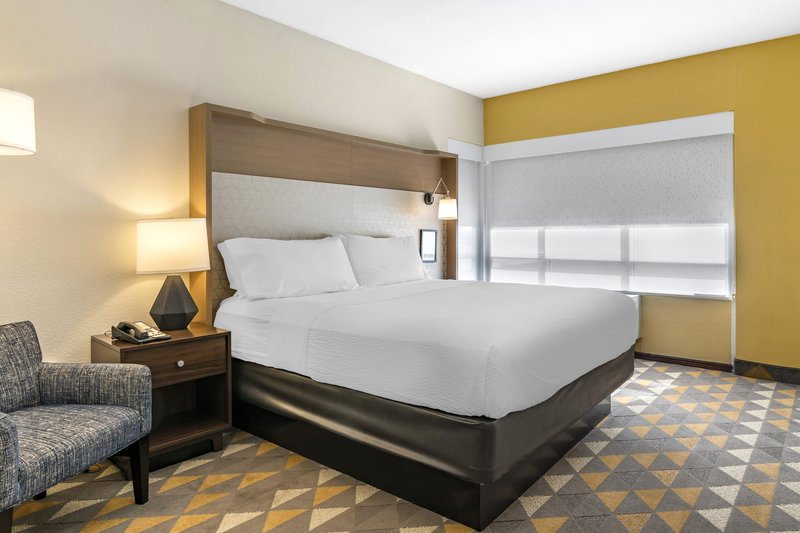 HOLIDAY INN AIRPORT SOUTH