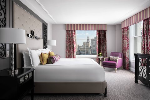 Deluxe King Guest Room - City View