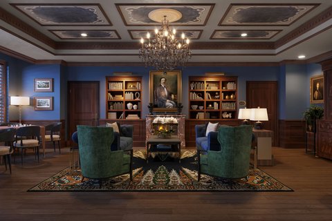 The Ritz-Carlton Club Lounge