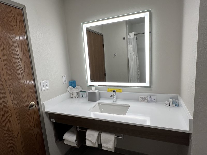 HOLIDAY INN EXP STES DUBOIS