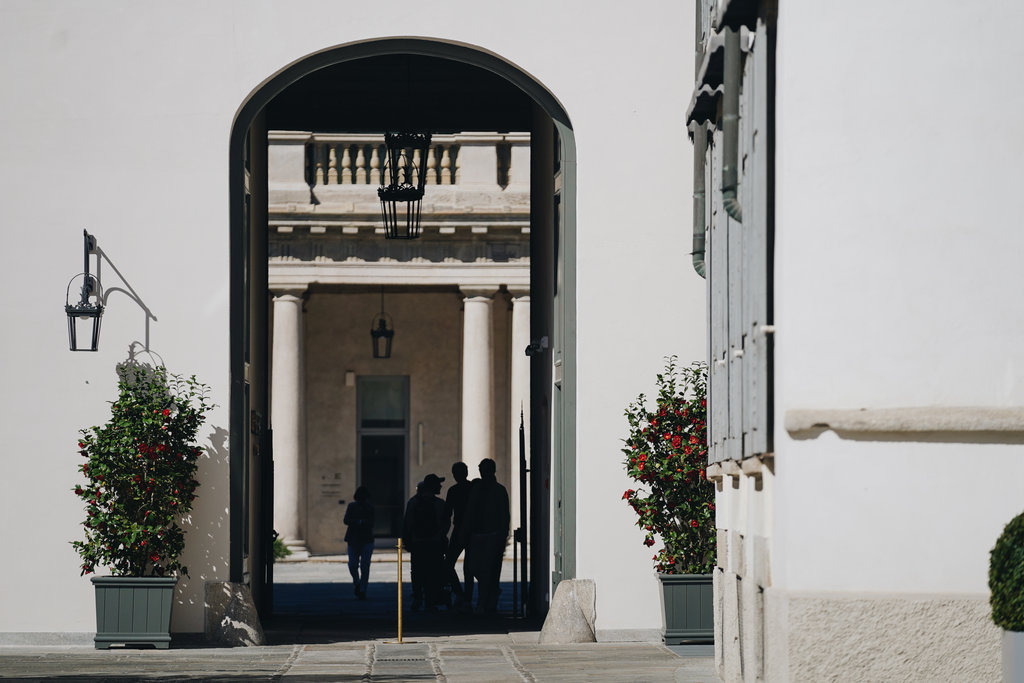 Guest photo