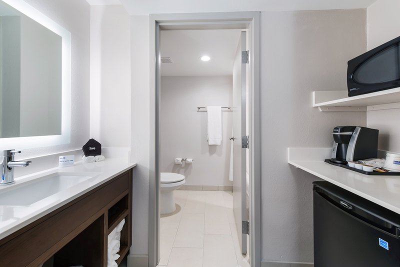 Holiday Inn Express Naperville
