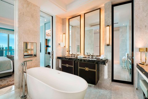 Caroline Suite - Bathroom